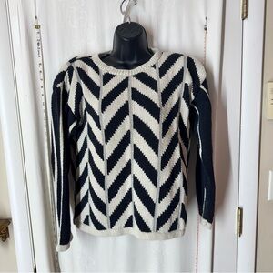 Vintage Needleworks Women's Sweater